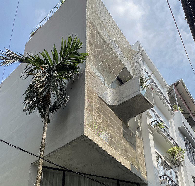 Ngôi nhà 30m² ở Hà Nội mát mẻ nhờ tấm da lưới - 6