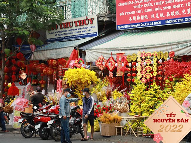 Phố người Hoa tại Sài Gòn ngập tràn sắc đỏ: Buôn bán ảm đạm vì vắng khách