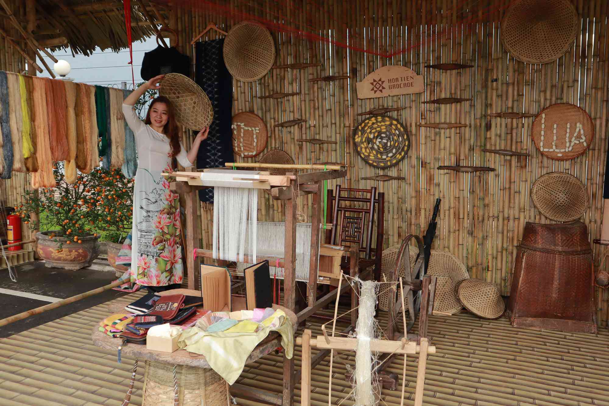 Địa điểm du xuân “nhất định phải đến” dịp Tết Nhâm Dần 2022: Phố Tết tuyệt đẹp tại Hoài Đức - 5