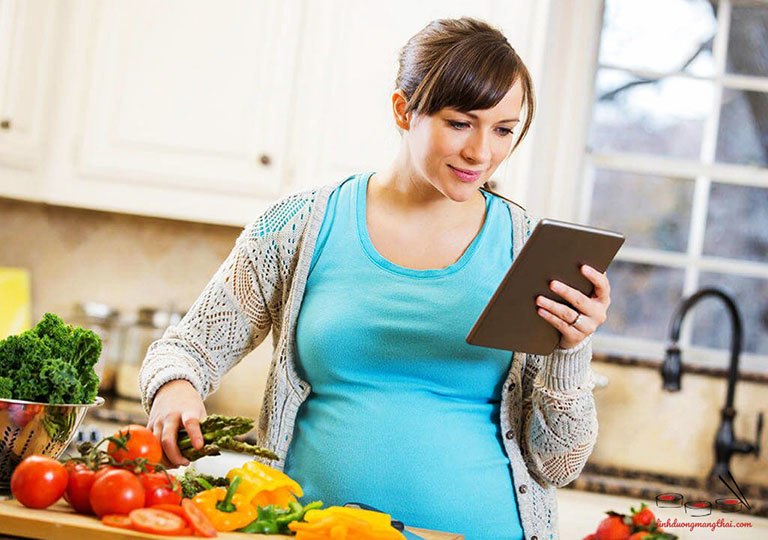 Bà Bầu Ăn Cà Chua Được Không? Lưu Ý Khi Mẹ Bầu Ăn Cà Chua