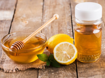Có cần uống nước chanh mật ong trước khi ăn sáng mỗi ngày hay chỉ thỉnh thoảng?
