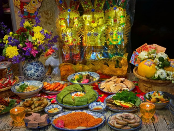 Mâm cúng ông Công ông Táo đủ đầy, đúng phong tục để thần linh phù trợ, cả năm may mắn
