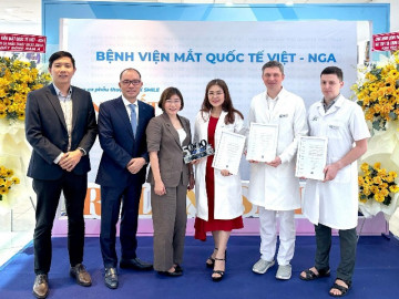 BV Mắt Việt - Nga nhận giải thưởng phẫu thuật khúc xạ Relex Smile nhiều nhất Đông Nam Á