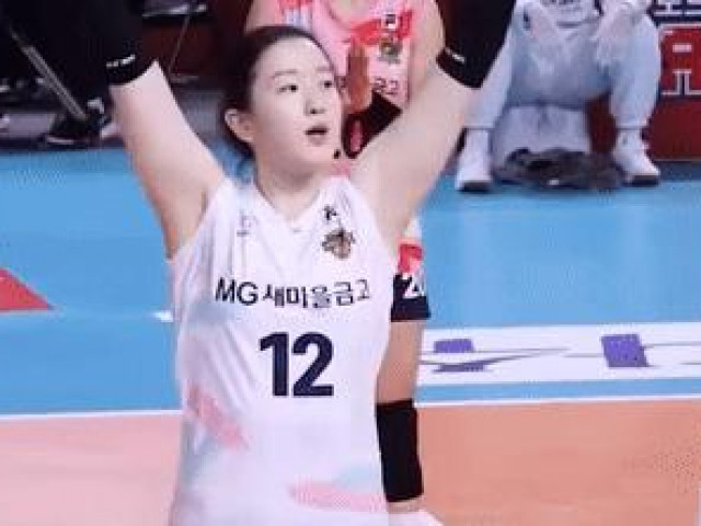 Clip Eva - Hotgirl bóng chuyền Hàn Quốc gây sốt với điệu nhảy trên nền nhạc Việt Nam