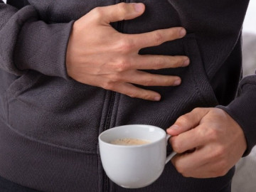 Uống cà phê như thế này có thể gây ung thư, bác sĩ tiết lộ có một loại còn rất hại dạ dày mà ai cũng mê