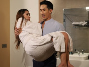 Mỗi đêm bên vợ nhưng suy nghĩ của tôi lại không ở bên cô ấy