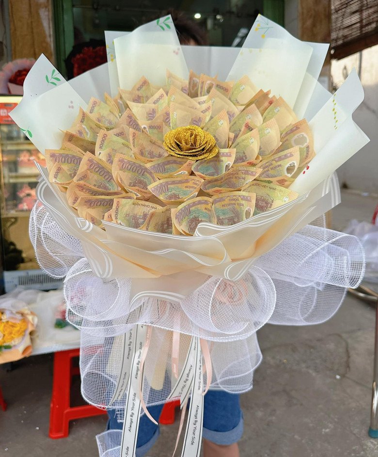 Bó hoa từ rau xanh, củ tỏi..độc lạ ngày Valentine