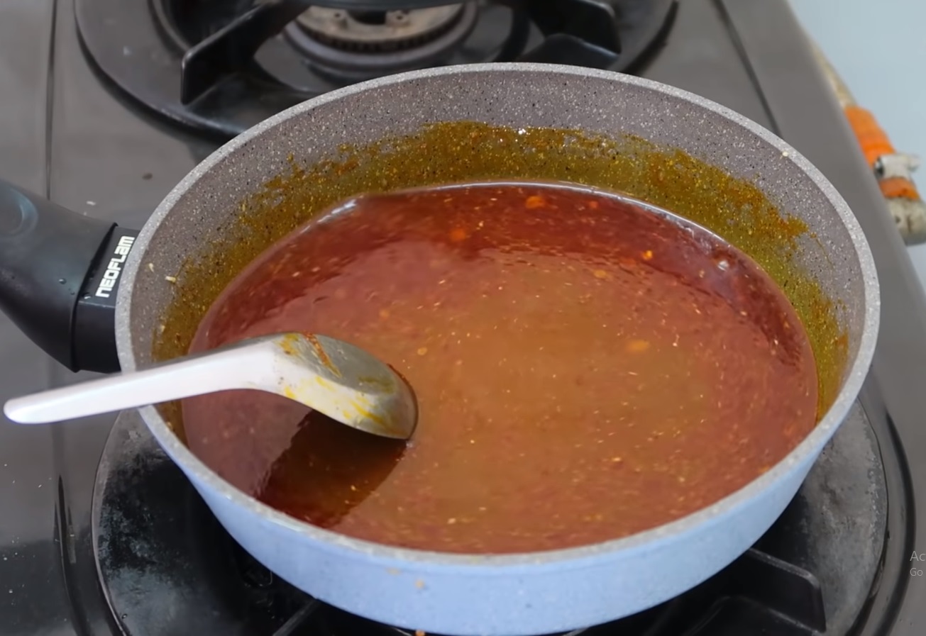 Cách làm khô gà lá chanh thơm ngon, đơn giản tại nhà - 8