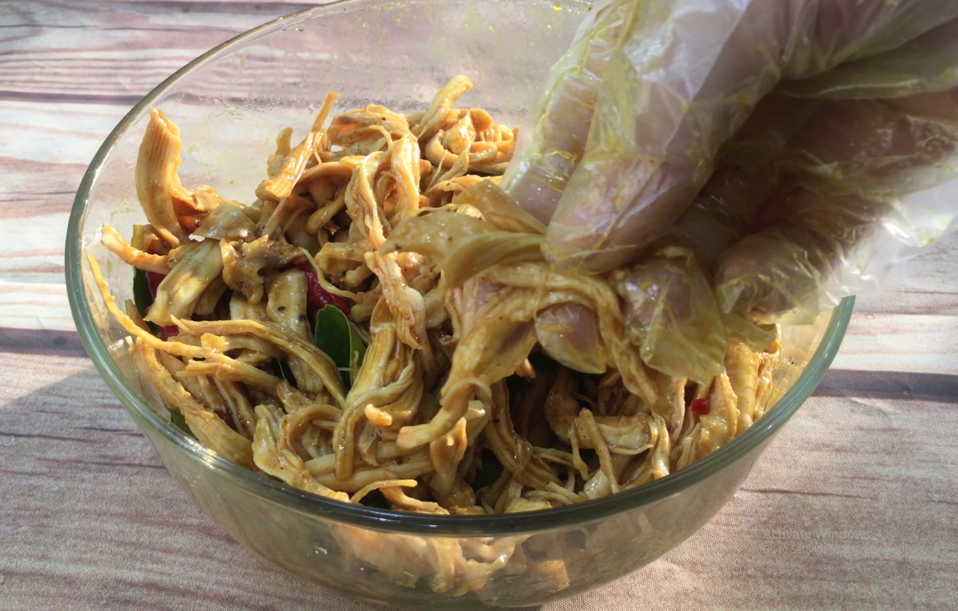 Cách làm khô gà lá chanh thơm ngon, đơn giản tại nhà - 9