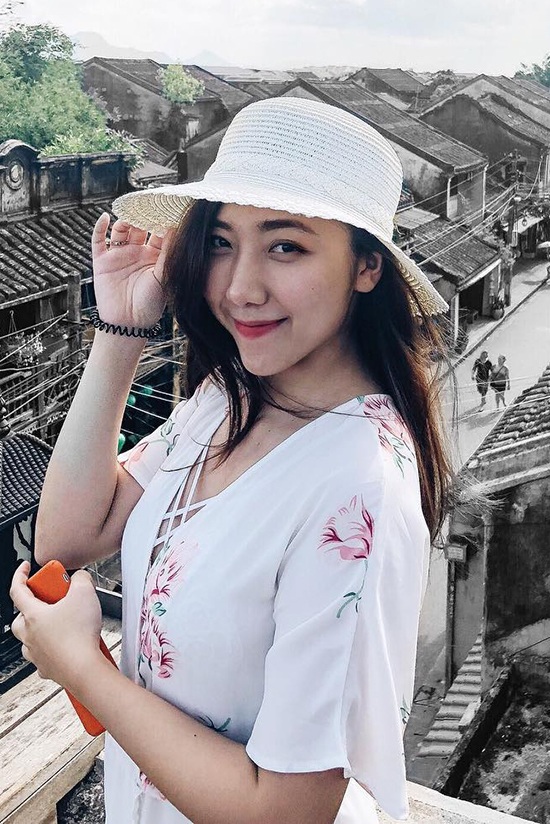 除了著名的演藝圈一姐Uyen An，Tran Thanh在香港還有一個已婚的姐姐，是2個漂亮富家孩子的媽媽，5歲的餐廳老闆