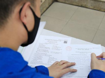 Phụ huynh không phải ngược xuôi xin xác nhận cư trú cho con chuyển cấp