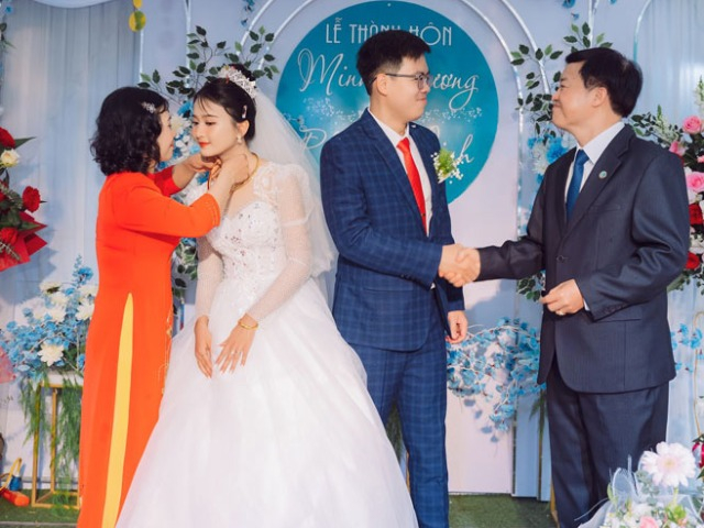 Cưới con trai của cô giáo chủ nhiệm cũ, cô gái Nam Định có cuộc hôn nhân như mơ