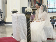 Rò rỉ ảnh Phillip Nguyễn và Linh Rin làm lễ trong nhà thờ đẹp như tranh vẽ, vị trí Tăng Thanh Hà đứng gây chú ý