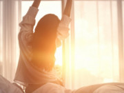 Clip Eva - 4 thói quen vào buổi sáng thức dậy sẽ giúp bạn sống lâu hơn