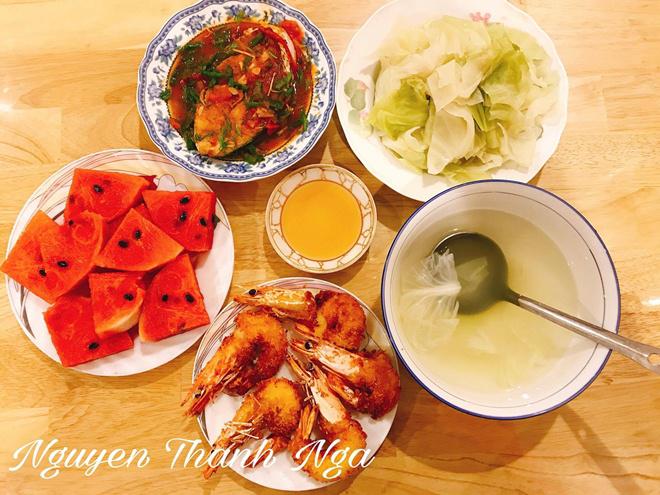 co giao tieng anh chi danh 1 gio cuoi ngay de vao bep van nau duoc nhung mam com ngon - 6
