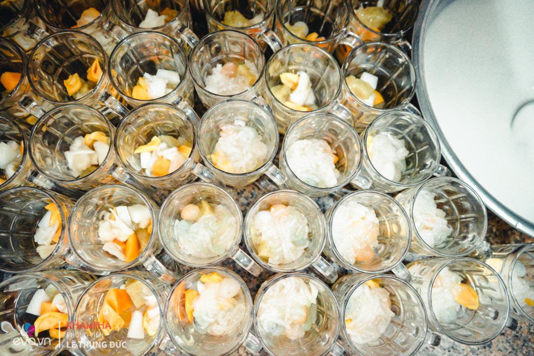 quan che thap cam 40 nam dat do nhat nhi ha thanh van ban deu moi ngay 1000 coc - 4