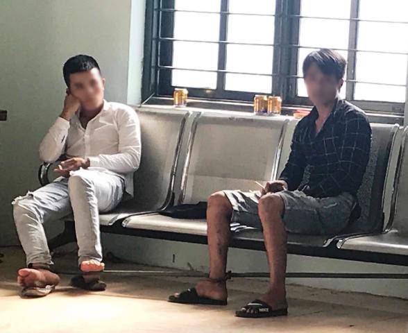 vu chong dua hai con di bat qua tang vo ngoai tinh: bo cua vo bat ngo "to" nguoc - 3