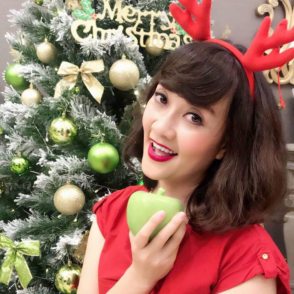 nghe si van dung u50 tre dep bo xa gai 20, doi lap vai giang ho trong "nguoi phan xu" - 7