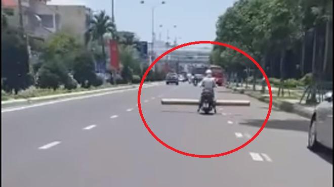 clip: thot tim canh nu “ninja lead” cho thanh chan dai 4m than nhien phong tren duong - 1