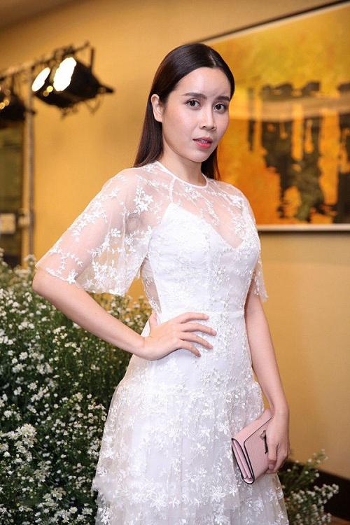 xuat hien voi dien mao khac la, phai chang luu huong giang chay theo trao luu don tran? - 3