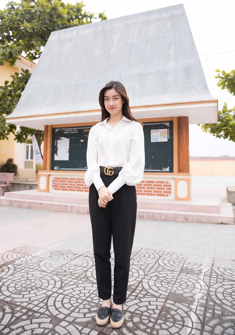 doi giay nay co gi ma tang thanh ha va do my linh lai me tit? - 2