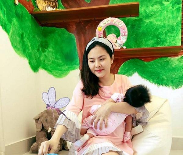 sao viet lan dau lam me: tung roi loan tam ly, chat vat voi bien co an dam cua con - 3