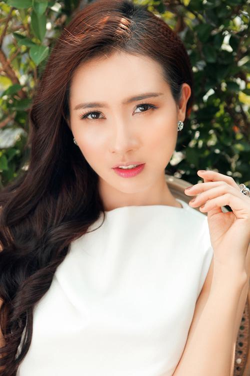 phan thi mo lot xac ngoan muc tu "gai que" da den nhem den sang chanh, trang non - 10