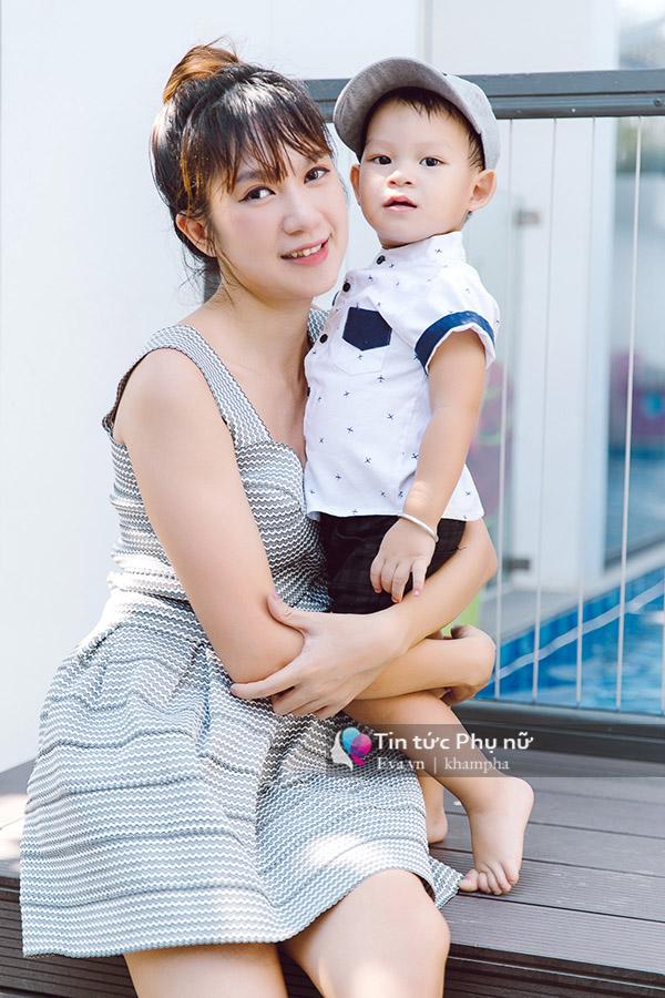 ai cung khen minh ha de 4 con van xinh nhu gai chua chong, biet bi quyet lai cang choang! - 5
