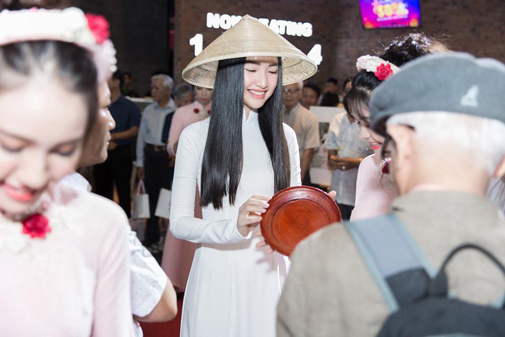 "nang tho xu hue" ngoc tran thay hai set do, do sac hh phuong le, ninh duong lan ngoc - 1