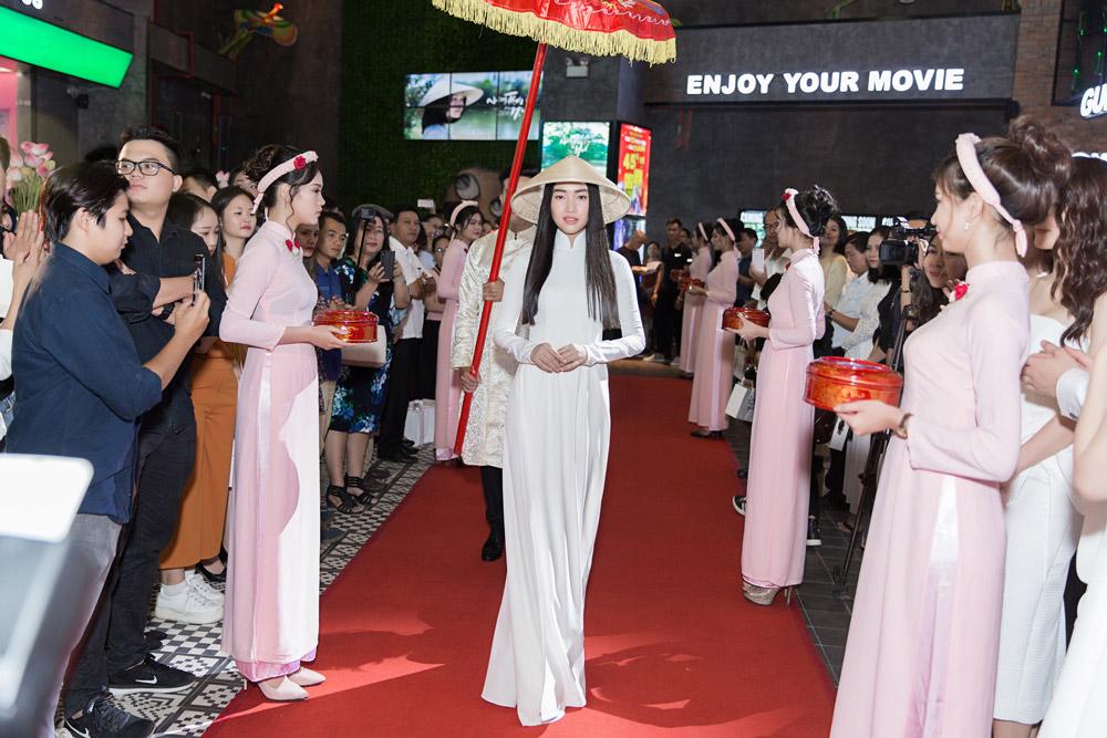 "nang tho xu hue" ngoc tran thay hai set do, do sac hh phuong le, ninh duong lan ngoc - 2