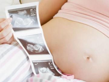 Khám phá cuộc sống bí ẩn của thai nhi trong 3 tháng đầu