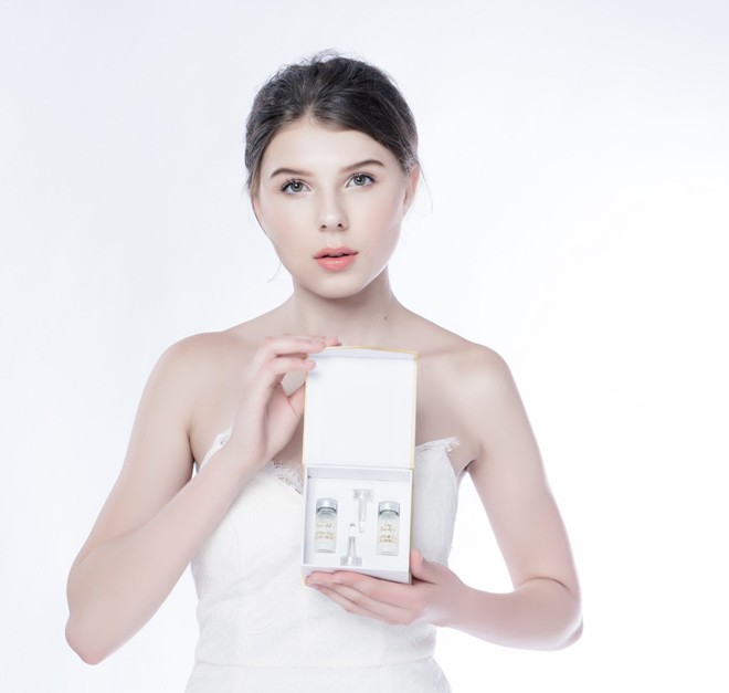 my pham chua te bao goc uni beautiful dang hot co gi dac biet? - 2