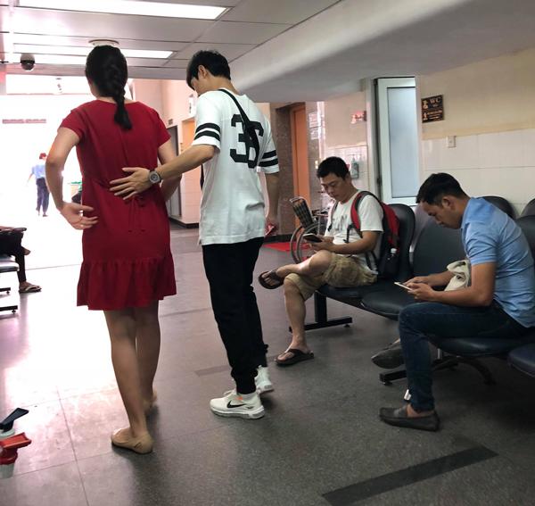 sau sinh ran da den xot xa, chung huyen thanh tu tin "minh van con lai lam" - 3