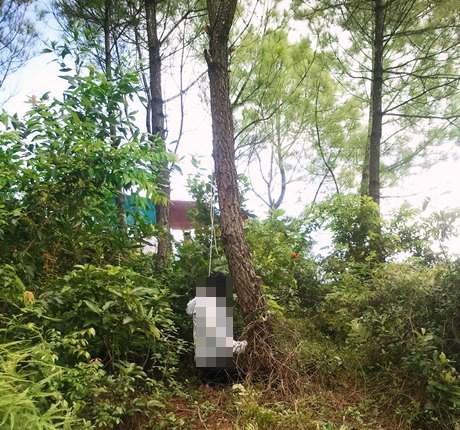 khai quat mo nu ke toan tu vong bi an 6 nam truoc: tran tro cua nguoi nha nan nhan - 2