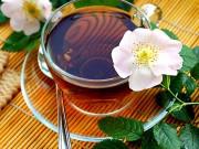 6 loại trà thảo mộc giải nhiệt ngày hè giúp mẹ bầu không lo thiếu ối