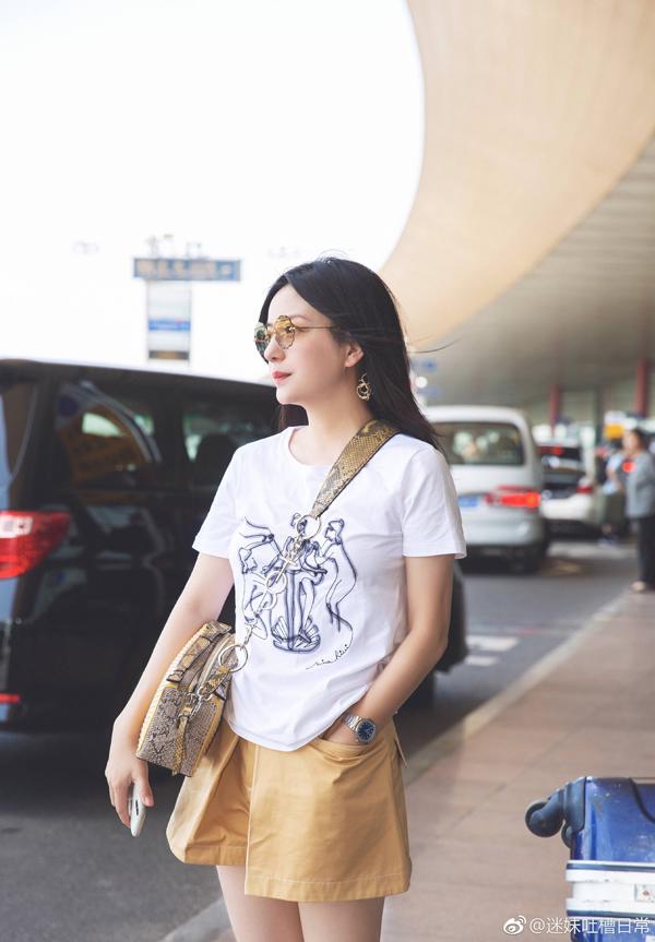 42 tuoi, trieu vy gay sot vi chan qua nuot nhung su that la vi "bi chinh qua da" - 4