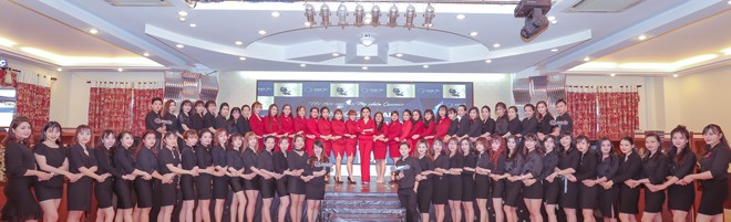 ceo xinh dep nguyen tu quyen: “khi kinh doanh phu nu can co tam va khi chat” - 5