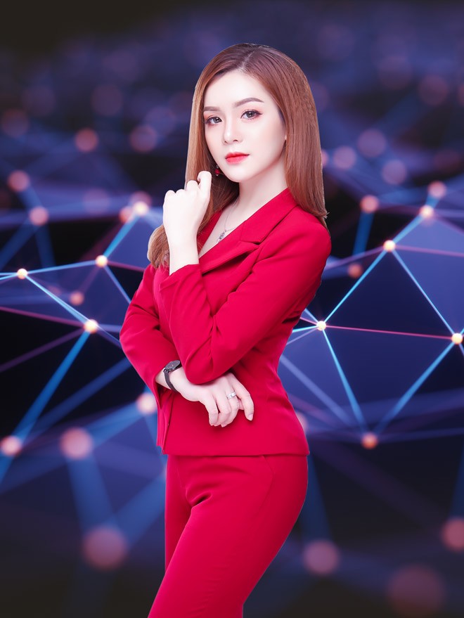 ceo xinh dep nguyen tu quyen: “khi kinh doanh phu nu can co tam va khi chat” - 1