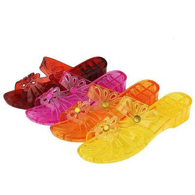 kho ngo: nhung doi dep nhua hang rong lai co gia "cat co" o troi tay - 2