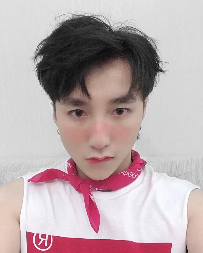 khi sao nam viet danh doi ve nam tinh thuong ngay bang nhung guong mat trang diem qua tay - 6