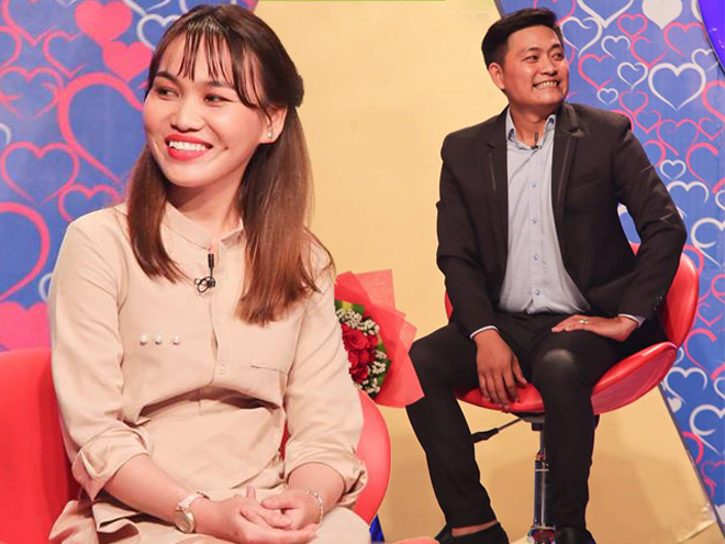 ban muon hen ho: vua gap mat co gai da de cap chuyen nha cua gay tranh cai - 1