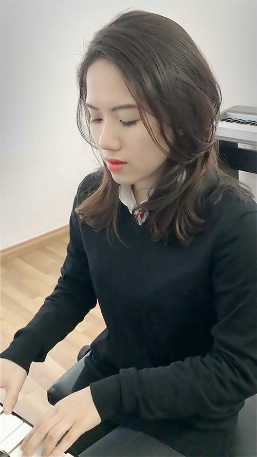 ban co nhan ra "hoa mi online" thuy chi voi nhan sac ngay cang chin muoi sau khi o an? - 5