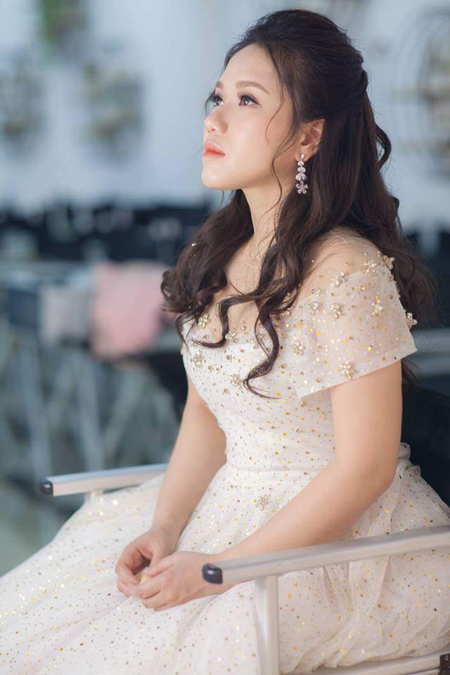 ban co nhan ra "hoa mi online" thuy chi voi nhan sac ngay cang chin muoi sau khi o an? - 10