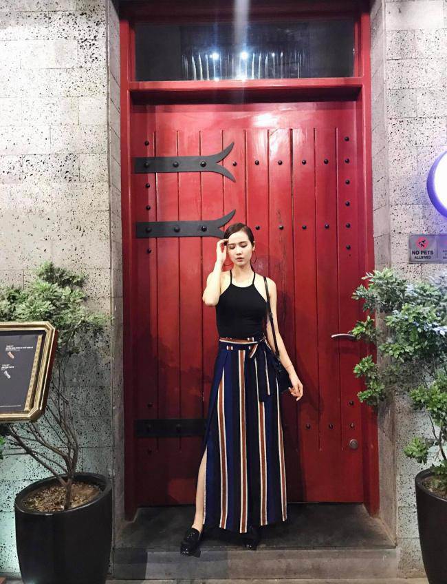 cuoc song xa hoa cua nhung hot girl bo showbiz lay chong dai gia - 12