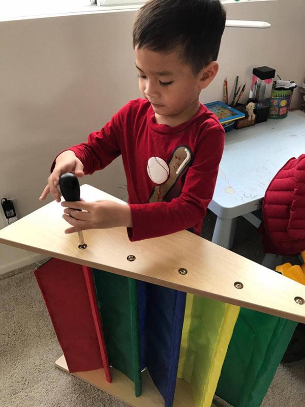 sap lam bon, thanh thao van khong quen cham lo day do tot con nuoi jacky minh tri - 5