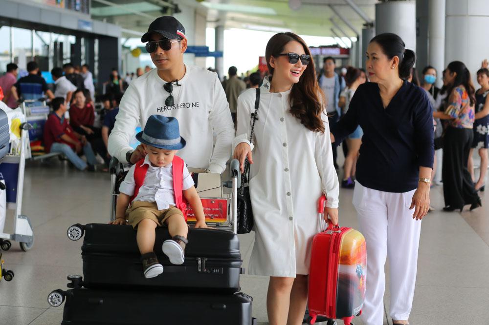 khoanh khac nhin chong dut chao cho con an khien ngoc lan cam thay binh yen - 4