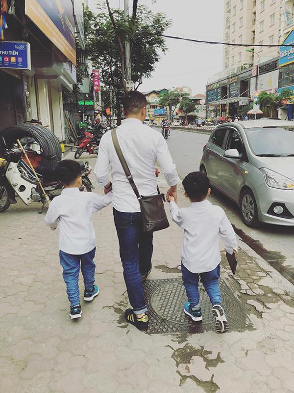 qua mot lan do, mc chung toi la chien si co duoc anh chong cuc kheo cham 2 con rieng - 4