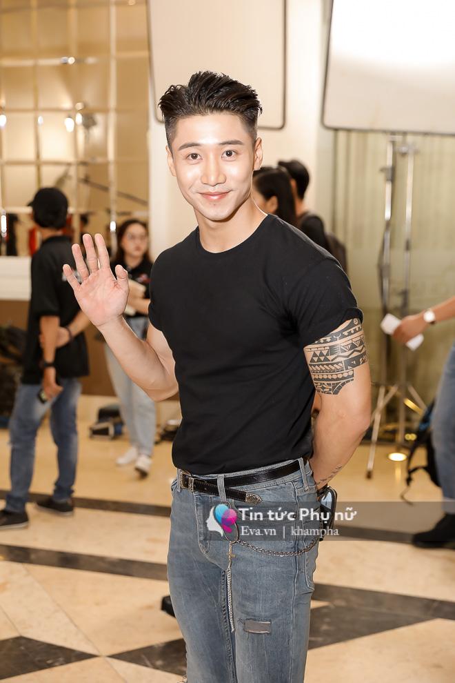 thi sinh lgbt "bung lua", nao loan buoi casting the face viet nam 2018 - 9