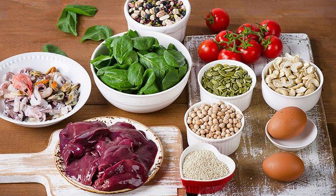 dau bung nhap vien, nguoi dan ong khien bac si kinh hai khi thay thu trong co the - 7