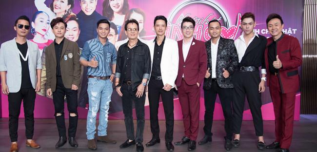 vo kem 44 tuoi cua nhac si duc huy lo dien sau sinh ben chong va con trai - 13